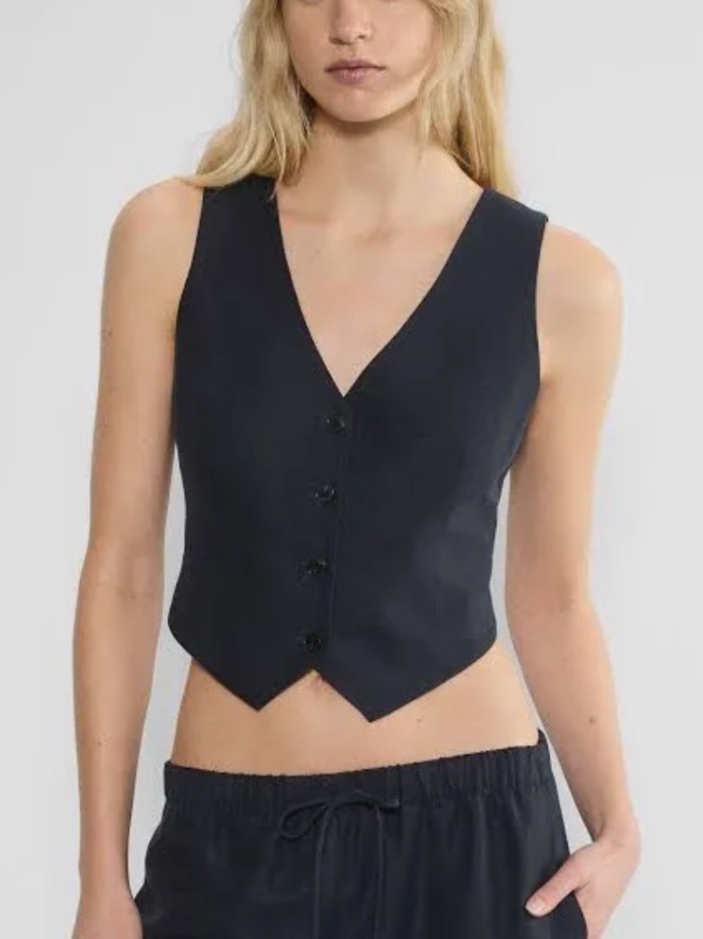 Aritzia Wilfred Vest Top